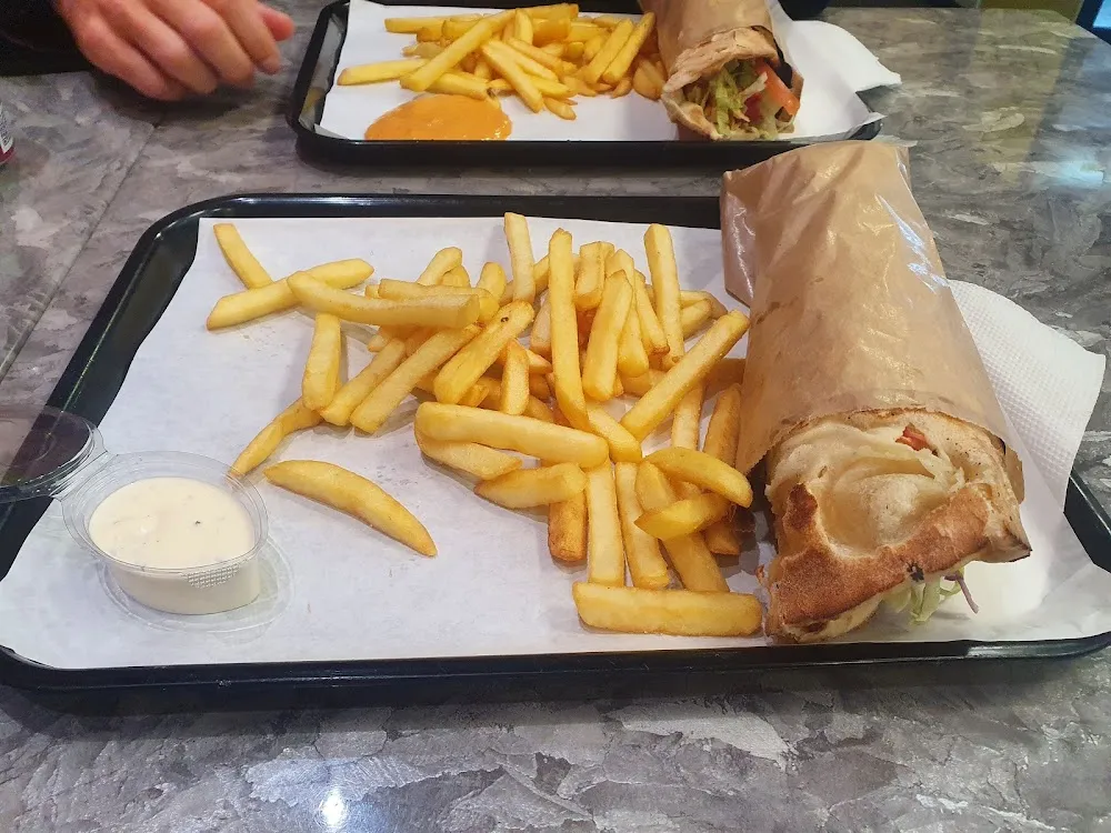 Cheese Naan Poulet Tandoori Sauce Blanche